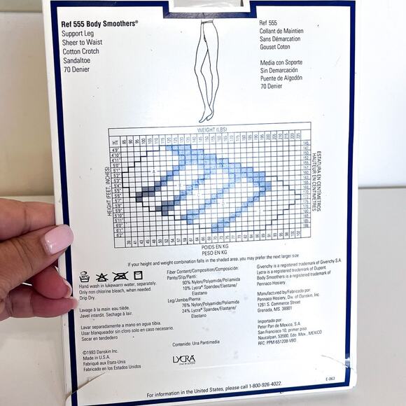 Vintage 1993 Givenchy 555 Body Smoothers Pantyhose Size B Style 157 Pale Gold - Picture 2 of 5